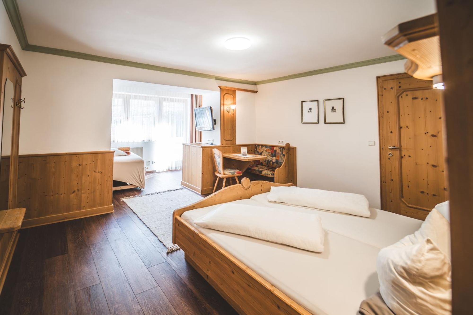 Pension Sonnenheim Schonberg im Stubaital Luaran gambar