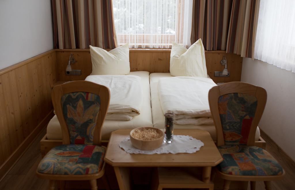 Pension Sonnenheim Schonberg im Stubaital Luaran gambar