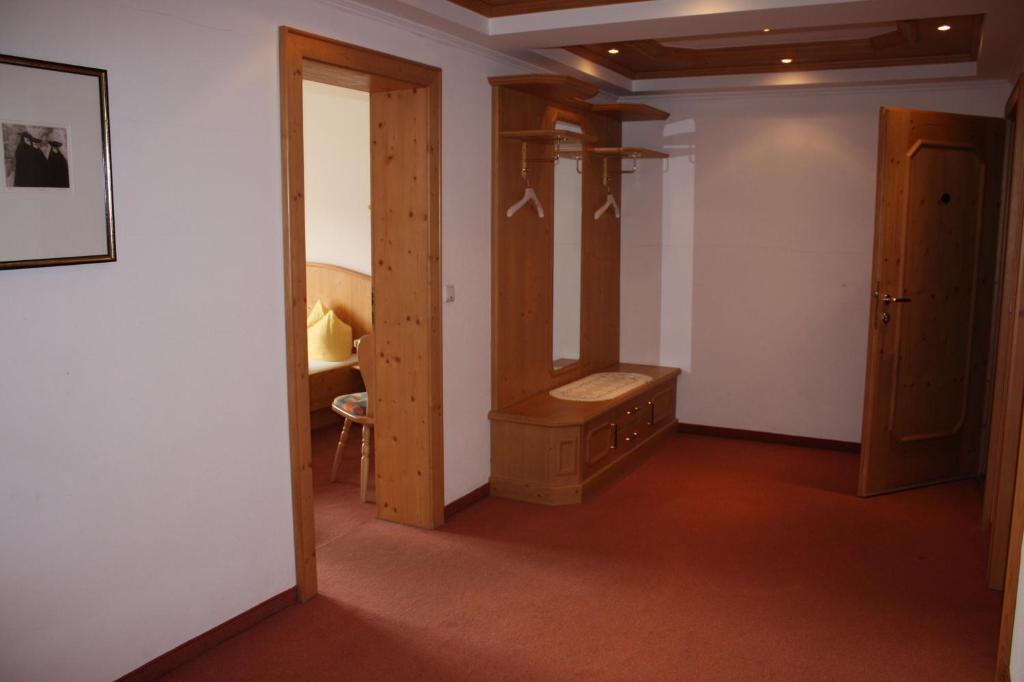 Pension Sonnenheim Schonberg im Stubaital Bilik gambar